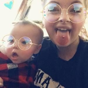 Meet your Posher, Brooke